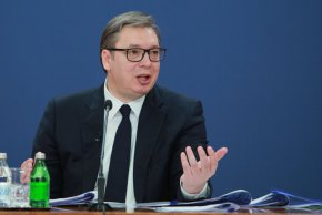 Сръбският президент Александър Вучич прави обръщение към нацията в Белград, Сърбия, 06 май. (Милош Мишков/Anadolu Agency/Getty Images)