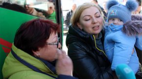 Осигурените пари за наеми на жилища режийни разходи и заплати за 3 месеца са на стойност 46 560 000 лева.

 