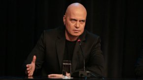 От цялата тази гнусна история, северномакедонците, ако са умни, все пак  могат да си извлекат сериозна поука, заяви лидерът на ИТН