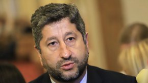 Ние винаги сме били много предпазливи в тази политическа среда да се рискува с плаващи мнозинства