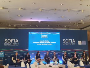 
Конференцията беше официално открита от заместник министър-председателя по еврофондовете и министър на финансите Асен Василев