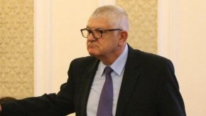 Делата пет и половина месеца по-късно са 0