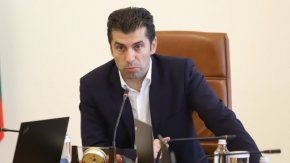  Кирил Петков, след като вотът на недоверие мина с гласовете на 123-ма депутати. 