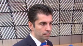 Поводът за разговора е вчерашно изказване на лидера на левицата Корнелия Нинова
