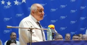 ГЕРБ били в изолация, виждате ли ме да съм изолиран? Кирил Петков е в изолация.