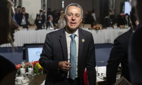 Игнацио Касис: "Правото на собственост, правото на собственост е основно право, човешко право Снимка: Alessandro Della Valle/EPA