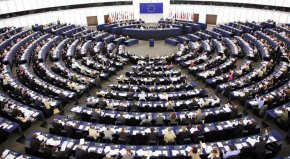 328 евродепутати подкрепиха предложените инвестиционни етикети, 278 бяха против, а 33 се въздържаха. За да бъде отхвърлено предложението, е необходимо абсолютно мнозинство от 353 гласа.
