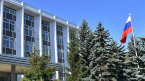 В същото време констатираме, че народите на Русия и България продължават да си възприемат с топлина и симпатия