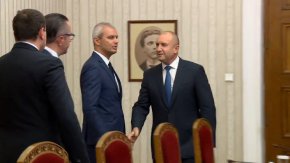 Възраждане e на консултации при президента