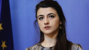 Досега мнозинство нямаше именно заради отказа на ИТН да участват в заседанията, тъй като те има сериозни критики към този закон и смятат, че трябва да бъде сериозно редактиран.
