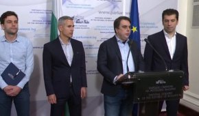 Не са коментирани имена, включително за премиер, увери Василев