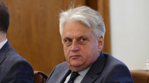 

“Демократична България” ще направи конкретни предложения за подобряване на проектозакона за противодействие на корупцията. Но основните рамки на законопроекта няма да бъдат променени. 