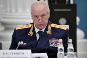 
Александър Бастрикин, ръководител на Следствения комитет на Русия, чака преди заседанието на Организационния комитет на "Победа" в Кремъл в Москва, Русия, 11 декември 2019 г. Sputnik/Aleksey