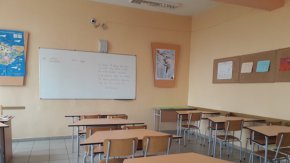 Според проекта на заповед, публикуван за обществено обсъждане, ваканцията между първия и втория срок ще бъде пет дни – от 1 до 5 февруари 2023 г. Досега тя беше само един ден, което е твърде малко за възстановяване на силите на учители и ученици.