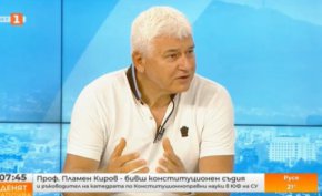 Той изрази мнение, че ако бъде върнат мандата в петък, президентът ще разпусне парламента в понеделник или вторник и ще насрочи избори на 2 октомври.
