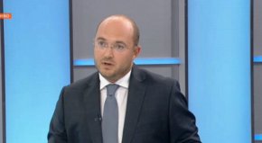 
Според него всичко това означава, че "проблемът не е, че "Топлофикация София” има задължения, защото такива няма в този размер, а няма газ".