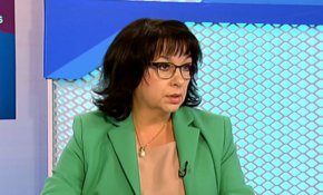 "България не е спирала да получава руски природен газ", допълни Петкова и подчерта, че той обаче идва с 30% по-висока цена.