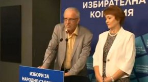 Проверките на подадените документи продължават и днес. В почти всички подписки на партии и коалиции има покойници, стана ясно от думите на Цветозар Томов.