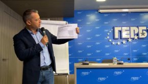 Лукойл ни продава на цена толкова, колкото ни продава Брент, защото няма конкуренция.

