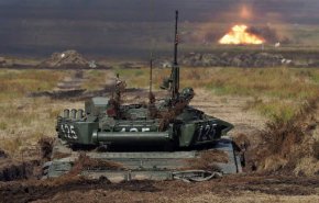 ндия и на първо място Китай.

Военни контингенти от други страни, участващи в маневрите, пристигнаха на полигона "Сергеевски" в руския Приморски край. Те са започнали да получават екипировка и оръжия и да се готвят 