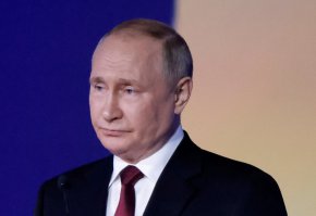 В четвъртък Песков заяви, че "ще има елементи на държавно погребение"