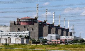 Припомняме, че от 28 февруари АЕЦ е под контрола на Русия, а от 25 юли е под ежедневен огън. В доклада не се посочва чий. 