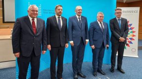 Вицепремиерът подчерта ангажираността на българското правителство за постигането на тази цел и изрази убеденост, че присъединяването на България ще допринесе за повече сигурност в Шенгенското пространство