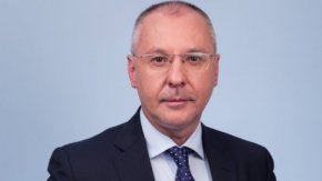 Причините са политически, посочи Станишев на пресконференция в София.