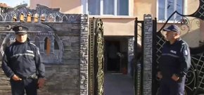 Акцията в квартал "Победа" започна в 6:30 ч. 