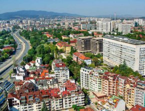 След 2000 година са построени 363 080 от сградите в Столичната община