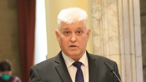 Напомняме, че по-рано соцлидерът Корнелия Нинова беше категорично уличена в лъжа от Москаленко, който посочи, че страната му воюва с българско оръжие и боеприпаси