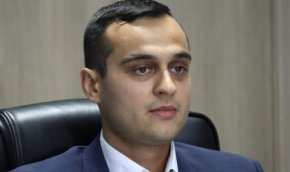 
Решението на ВКС, за която говори наблюдаващият прокурор, постановява, че Кирил Добрев е незаконно изключен от БСП, обясни Георги Иванов.
