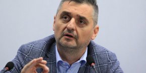 Той допълва, че съдебните решения се изпълняват, а тълкувания дава само съдът, а не партийната комисия, ”освен ако желанията на Нинова и решенията на партийните органи не са започнали да важат с по-голяма сила, отколкото Конституцията и законите на страната”.