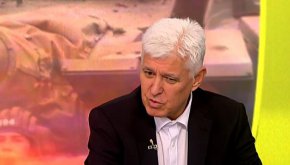 Ядреното оръжие, Стоянов коментира, че се разглежда като възпиращо, а не нападателно