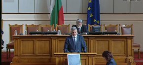 По думите му, който не следва тези три думи е негов опонент.