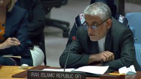 
Украинските власти твърдят, че през последните седмици Русия е използвала доставените от Иран безпилотни самолети за удари срещу Киев и други градове.