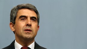 Единствените, които се съгласиха да участват в предварителните разговори за тема коалиционно правителство са ДПС и Български възход.

 
