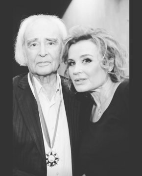  Актрисата влиза в академията с монолог на Елица от “реме разделно, филма по романа, избран за любима книга от българите, с ролята си в който и Аня става звезда.