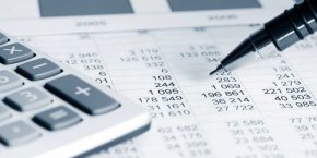 
Общините искат компенсации за високите цени на тока, газа и строителните материали. Икономиите им са свързани единствено с енергоспестяващи мерки при сградите и уличното осветление.
