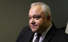 "Няма проблем да има такива срещи, стига да са регламентирани и да се провеждат в полицейските участъци. Проблем е, ако е извън полицейското управление. Освободеният директор на кюстендилската полиция се е срещал не само с Христо Терзийски, но и с Младен Маринов. За какво е била срещата може да каже друг", каза още Демерджиев.