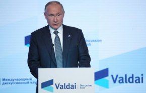 "Властта над света е това, което Западът е заложил на карта в играта, която играе. Тази игра със сигурност е опасна, кървава и бих я нарекъл мръсна. "

