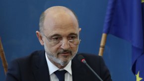 
Асен Меджидиев съобщи още, че е започнала проверка за липсващите в аптечната мрежа лекарства, резултати се очакват следващата седмица.
