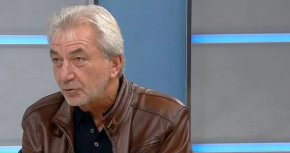 Така месечната сума за възнаграждения на всички петима членове на НС след увеличаването на състава на органа ще е в пъти по-малко от възнагражденията на тримата, преди промените, направени от министър Пулев