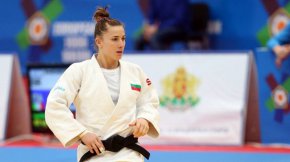
Заради отсъствието поради контузия на най-добрата ни джудистка Ивелина Илиева очакванията на президента на родната федерация в този спорт Румен Стоилов са по-умерени.
