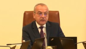 
По думите на Донев да се говори за войната като за видеоигра е опасно хоби