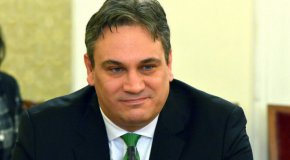 Става дума за решенията в най-обемната сфера на дейност на КПКОНПИ, в която са заети най-голям брой нейни служители и се издават най-голям брой актове.