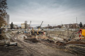  В началото на 2023 г. ще започнем строителството и на 6 км от Военната академия през „Слатина“ до бул. „Цариградско шосе“. 