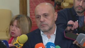От думите му стана ясно, че е възможно проектокабинетът на ГЕРБ-СДС да е правителство на малцинството.