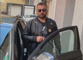 По-късно днес отново в Софийския градски съд, ще се проведе Разпоредително заседание по друго дела, свързани със смърт на пътя- срещу Георги Семерджиев, който при катастрофа на бул Черни връх уби две млади жени.
