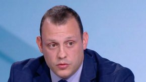 По думите му партията не е подкрепила състава на кабинет "Габровски" заради липсата на конкретни политики, но са подкрепили личността му.